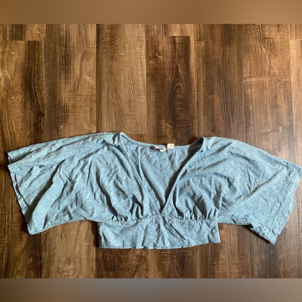 crop top